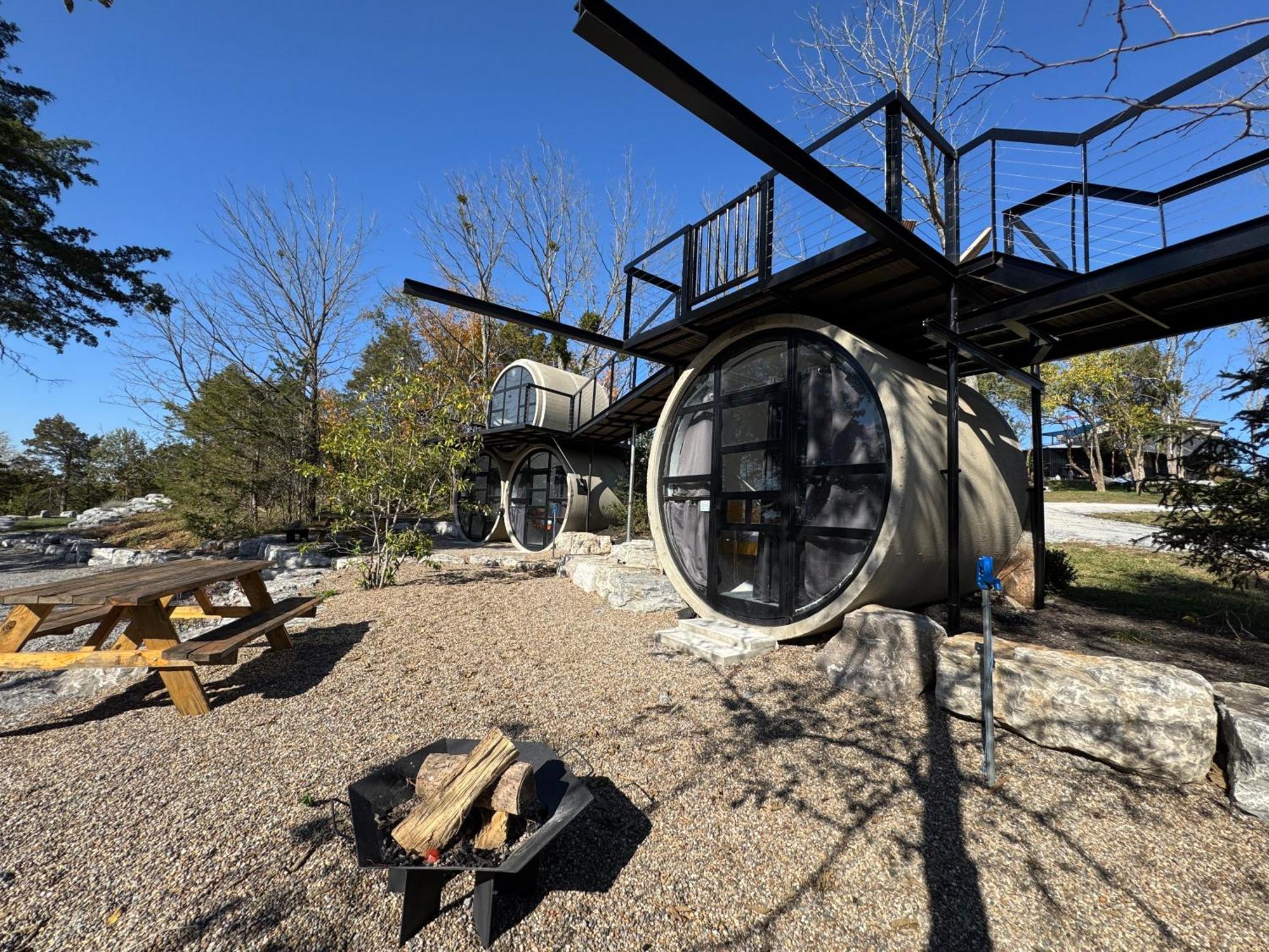 Lockridge Park Hotel Danville Exterior photo