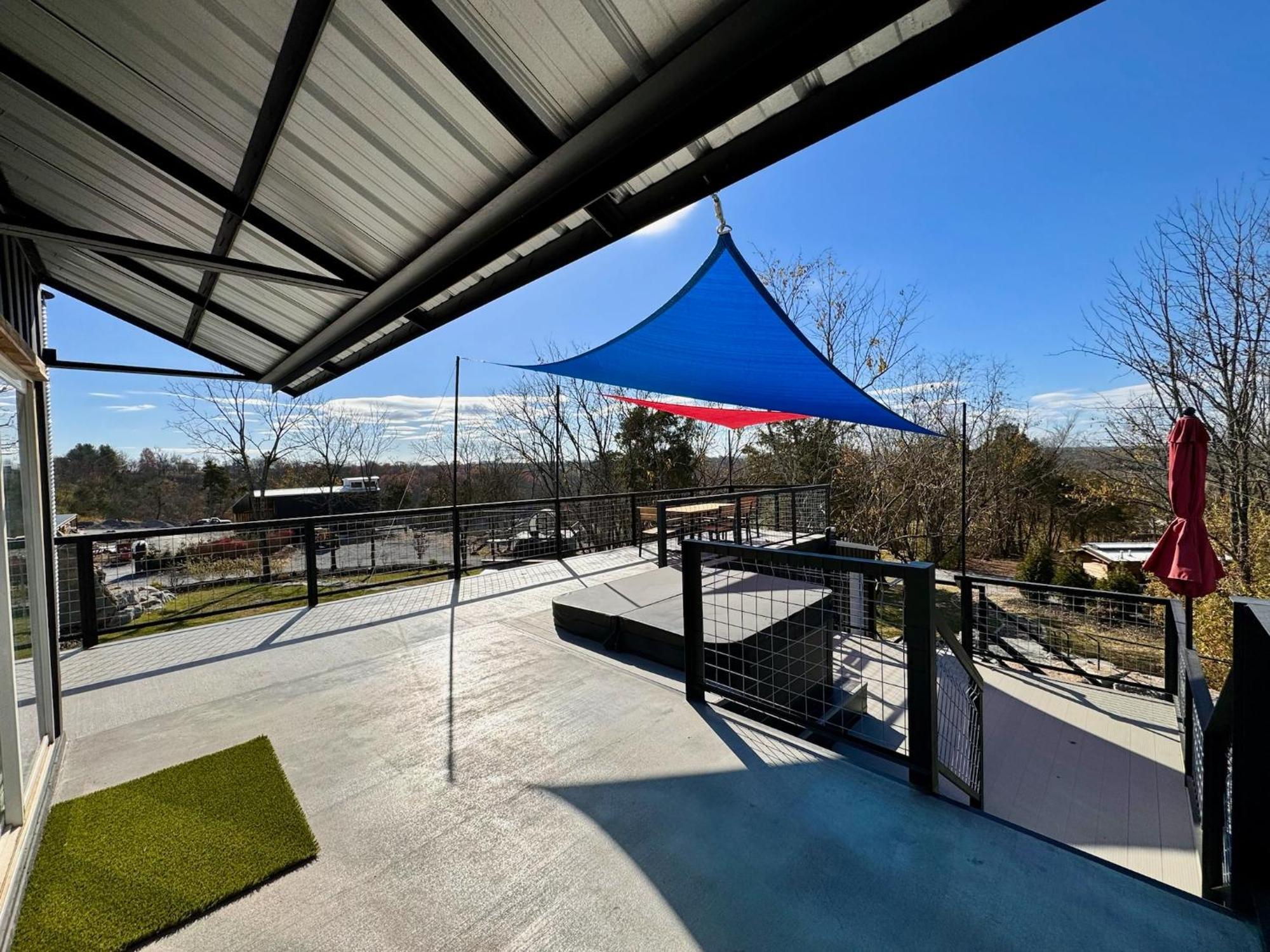 Lockridge Park Hotel Danville Exterior photo